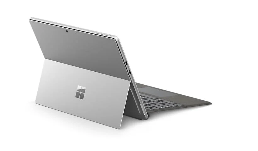 Microsoft Surface Pro 9 13″ 2-in-1, Procesador SQ3, LTE 5G, 8GB RAM, 256GB SSD, W11 Pro ARM Platinum - Image 6